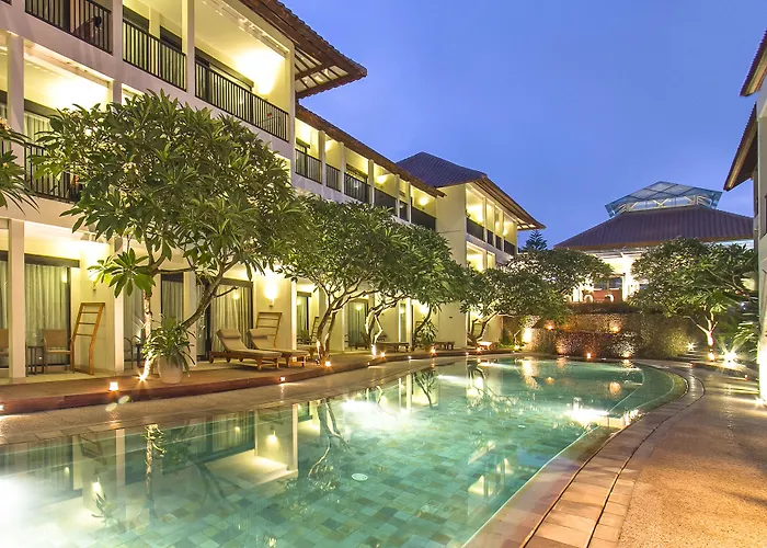 Away Bali Camakila Legian (Bali)